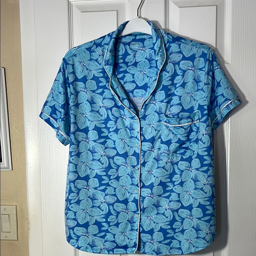 Lauren James short sleeve button up pajama top, notch collar blue floral XL